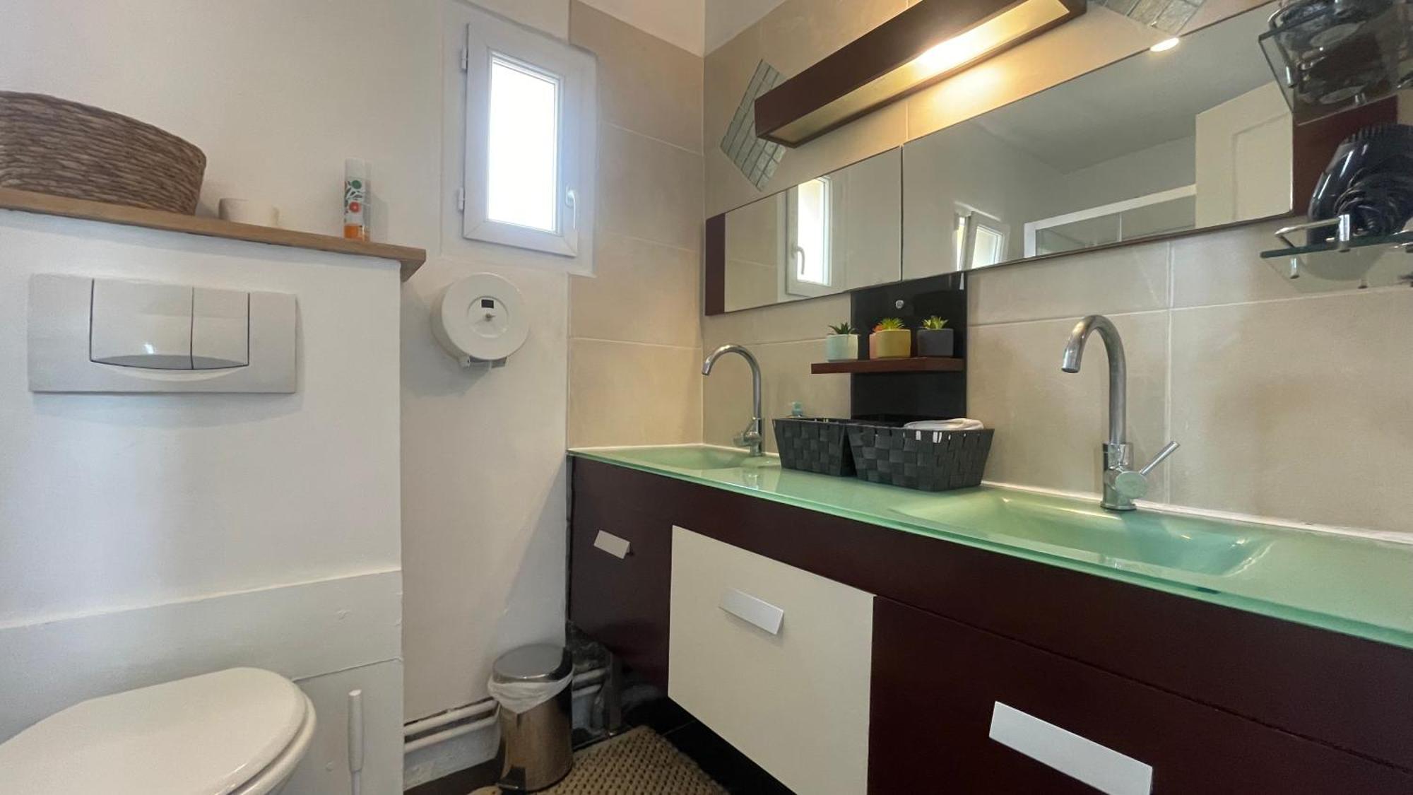 Le Doolies - Holiday Inn Biarritz Dış mekan fotoğraf